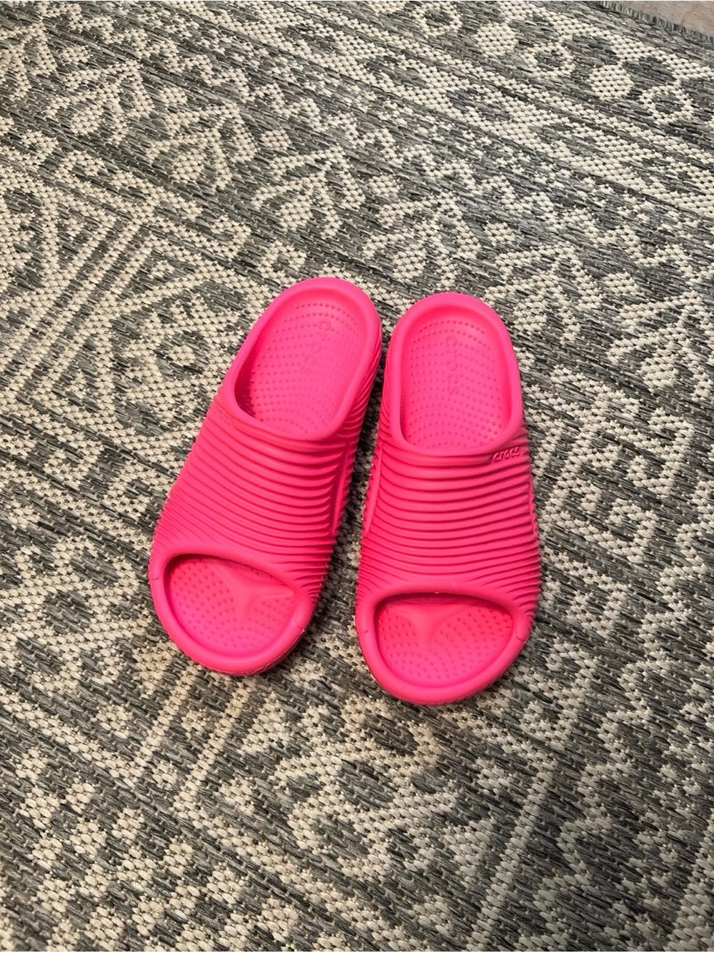 CROCS - new no box